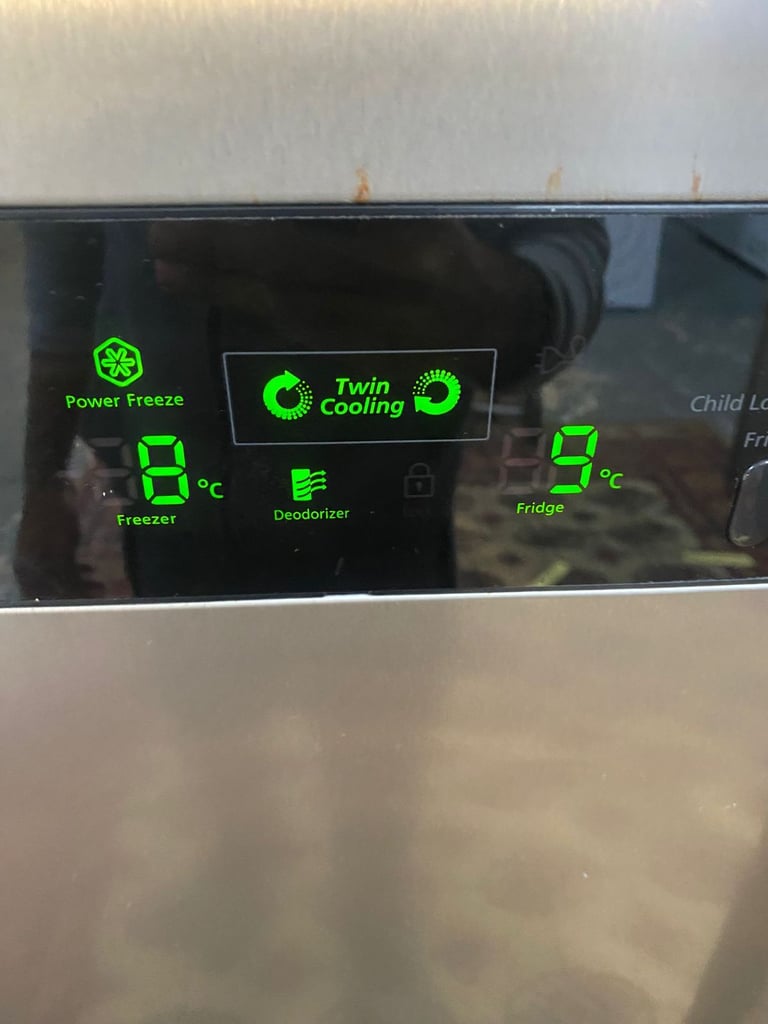 Samsung Non Plumb Stainless Steel American Double Door Fridge Freezer For