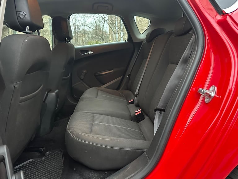 2014 Vauxhall Astra 1.6 16v SRi Auto Euro 5 5dr Petrol