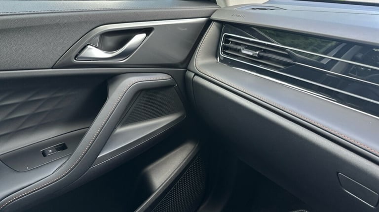 2025 MG MG HS 1.5 T-GDI PHEV Trophy 5dr Auto Hatchback Petrol Parallel PHEV Automatic