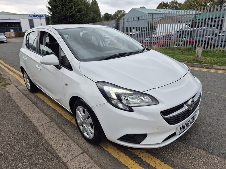 2018 Vauxhall Corsa 1.4i ecoTEC Design Hatchback 5dr Petrol Easytronic Euro 6