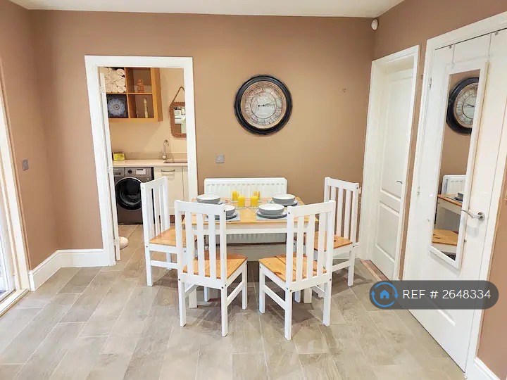 2 bedroom flat in Hauxton, Hauxton, Cambridge, CB22 (2 bed) (#2648334)