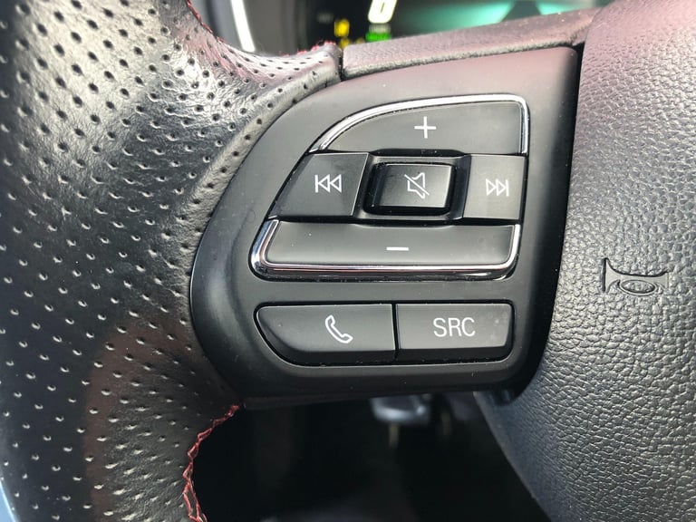 2023 MG MG HS 1.5 T-GDI 16.6kWh Trophy Auto Euro 6 (s/s) 5dr ESTATE Petrol/Electric Hybrid Automatic