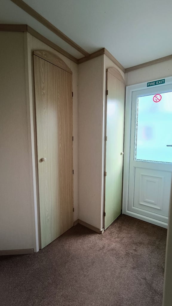 **Static caravan to rent long term**