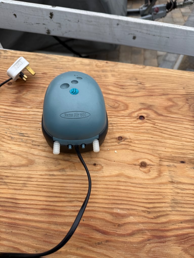 Rena air 600 pump for aquarium