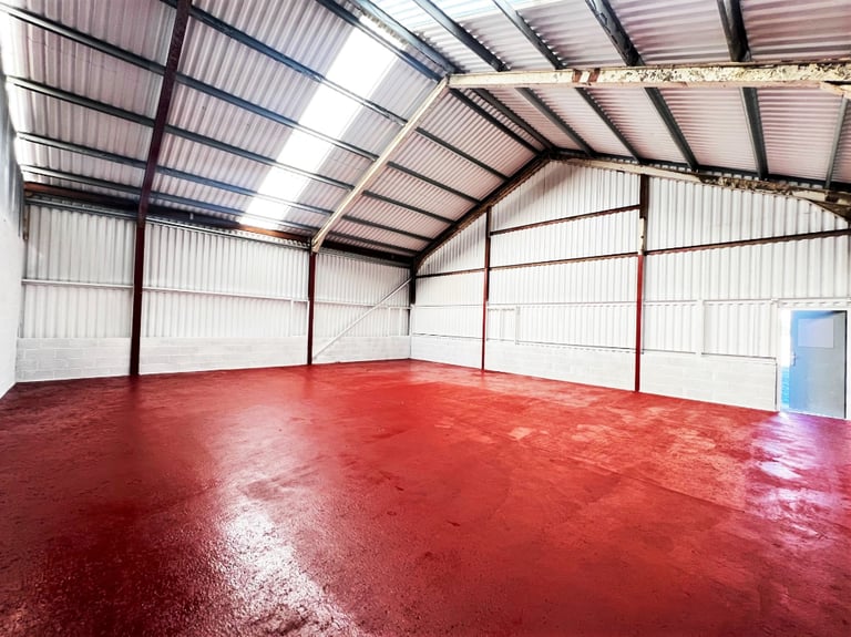 image for Commercial property unit 12, 1,442 sq ft to let in Pentre Industrial Estate for £210+VAT PW