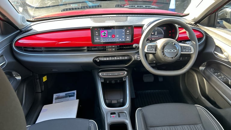 2025 Fiat 600 1.2 MHEV SUV 5dr Petrol Hybrid e-DCT Euro 6 (s/s) (136 ps) SUV Hybrid Automatic