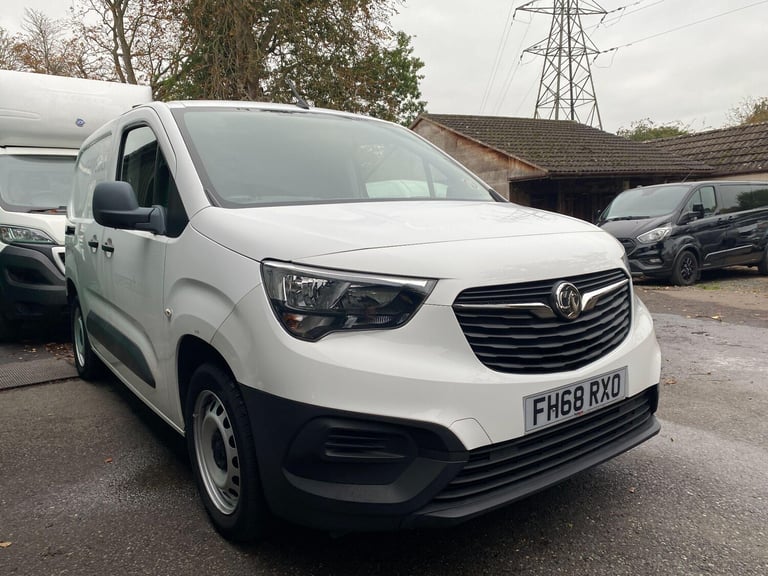 image for 2019 Vauxhall Combo 1.6 Turbo D 2300 Edition L1 H1 Euro 6 (s/s) 4dr PANEL VAN Diesel Manual