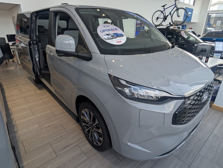 2025 Ford Tourneo Custom Tourneo Custom V710 Titanium X Bus M1 340 L1 65kWh 160kw / 218PS RWD 1 S...