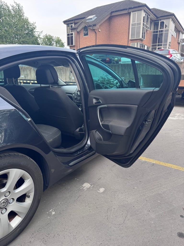 2014 VAUXHALL INSIGNIA 2.0 CDTi [140] eco FLEX SRi  Nav 5dr [Start Stop] BLACK 
