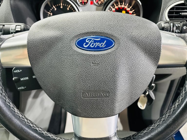 2009 Ford Focus 1.6 Zetec 5dr ESTATE Petrol Automatic
