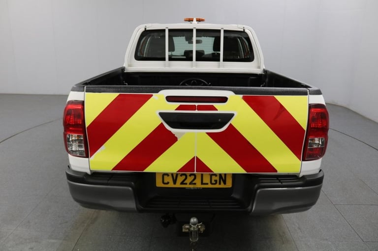 2022 Toyota Hilux 2.4 D-4D Active Pickup Double Cab 4WD 150 BHP Euro 6 ULEZ Free PICKUP Diesel Ma...