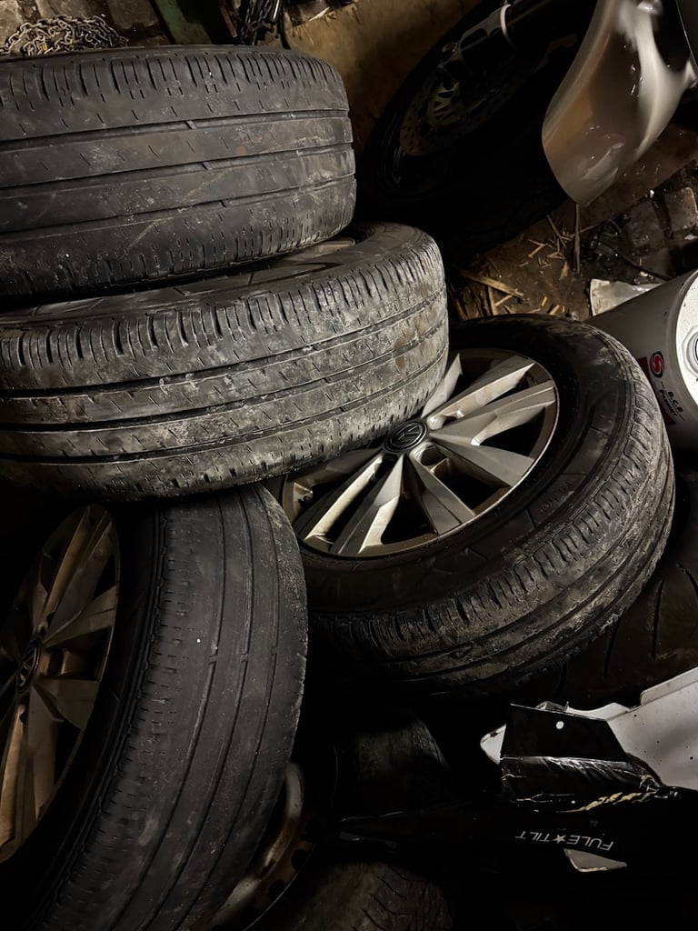 VW Clayton 16” Transporter T5-T6-T6.1 wheels and tyres