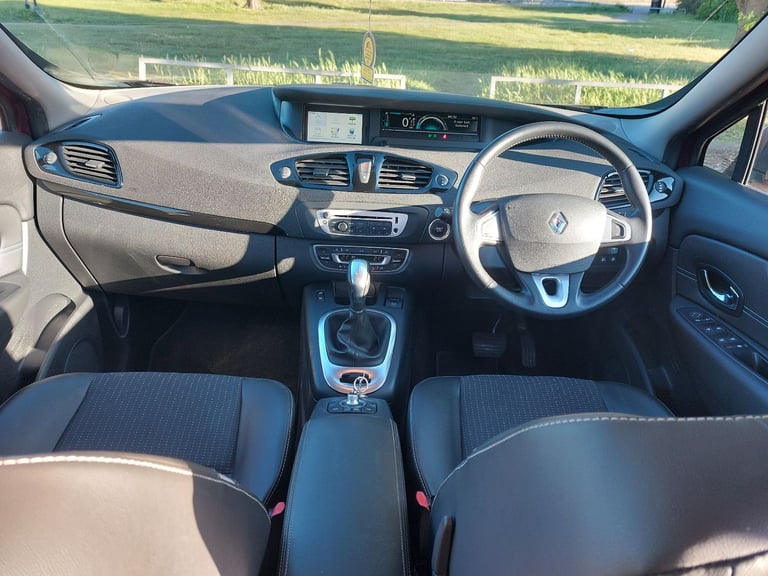Renault, SCENIC, MPV, 2014, Semi-Auto, 1461 (cc), 5 doors