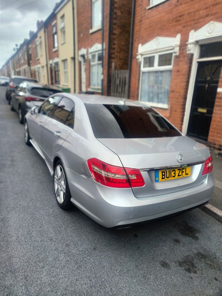 Mercedes-Benz, E CLASS, Saloon, 2013, Semi-Auto, 2143 (cc), 4 doors