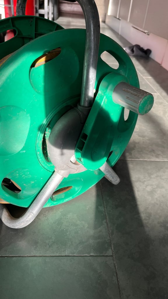 Garden Hose With Reel & Spray Gun Attachment 