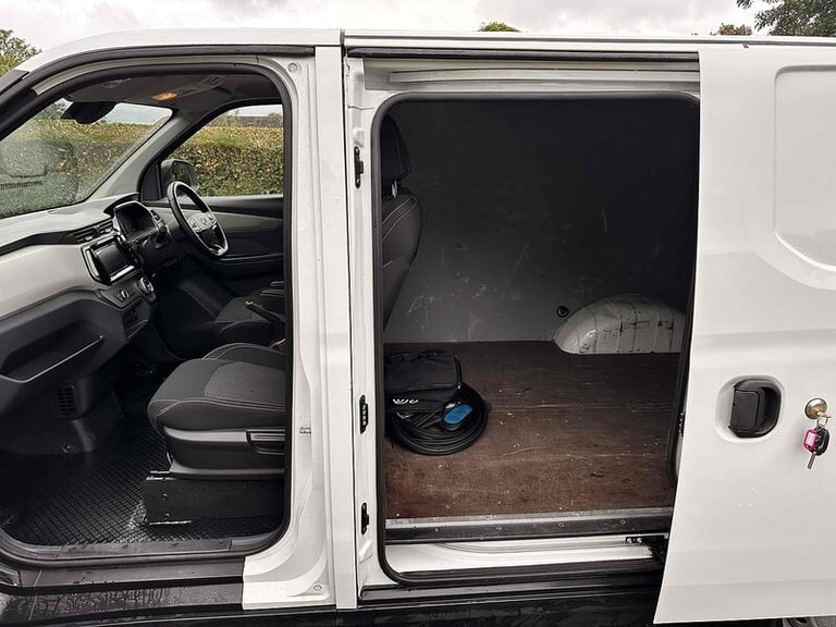 2021 Maxus eDeliver 3 90kW H1 Van 52.5kWh Auto Panel Van Electric Automatic