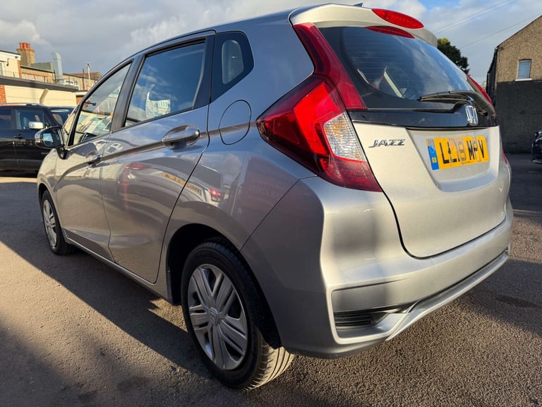 2019 Honda Jazz 1.3 Jazz S i-VTec 5dr Hatchback Petrol Manual