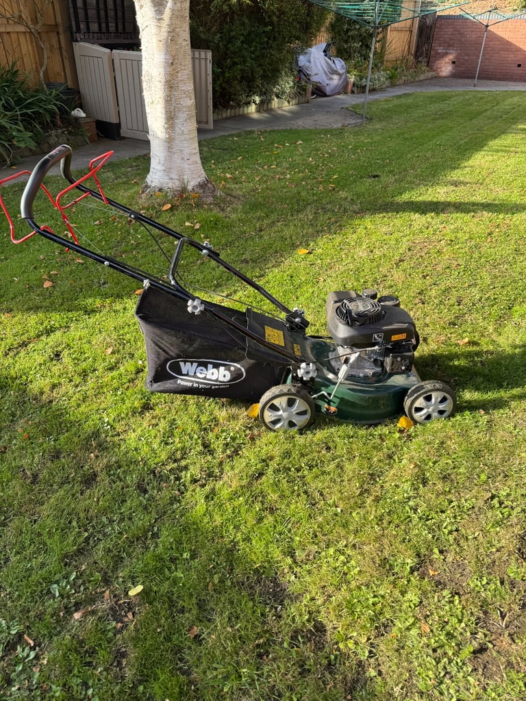 Petrol lawn mower