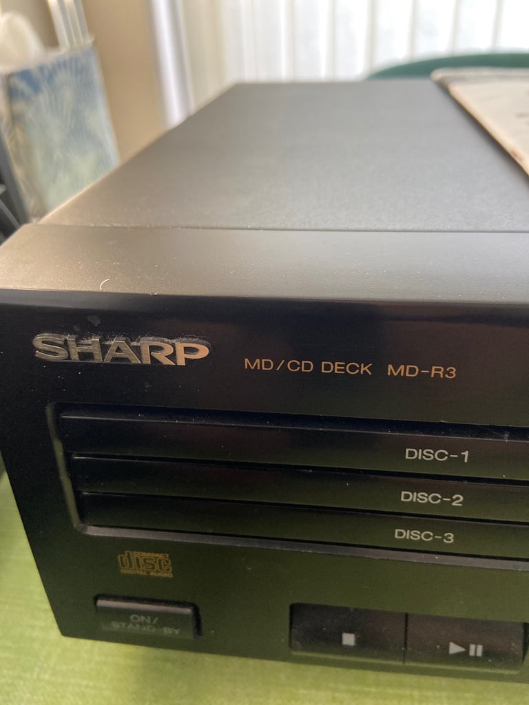 Sharp MD/CD deck MD-R3 - with manual