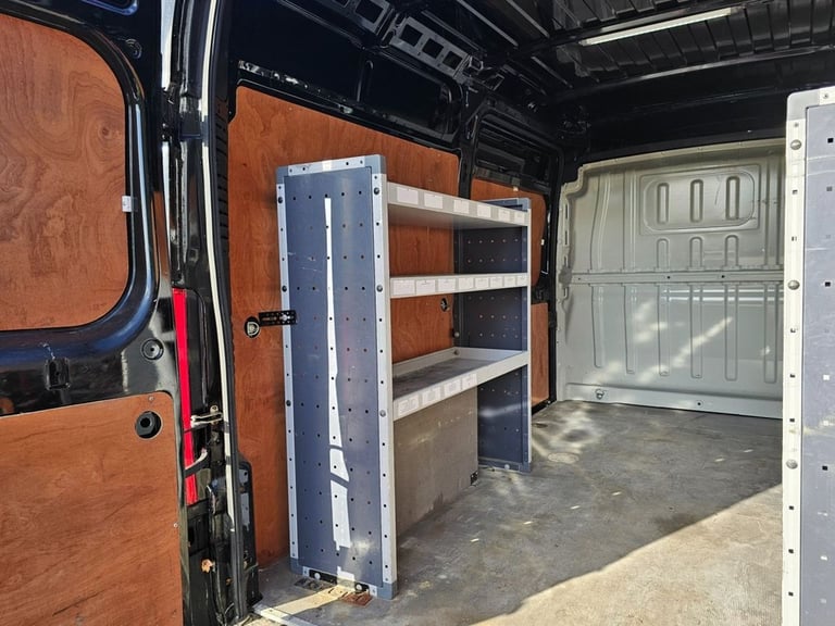 2019 Peugeot Boxer 2.0 BlueHDi 335 Professional Panel Van 5dr Diesel Manual L2 H2 Euro 6 (130  PA...