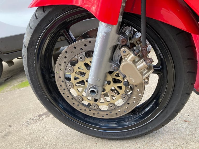Honda VFR750 RC36 CARB MODEL (CLASSIC MOTORCYCLE) RUNNING RECOMMISSION PROJECT