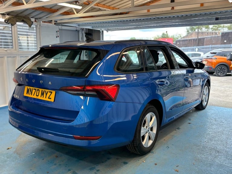 2020 70 SKODA OCTAVIA 1.5 TSI ACT SE TECHNOLOGY ESTATE 5DR PETROL MANUAL EURO 6 