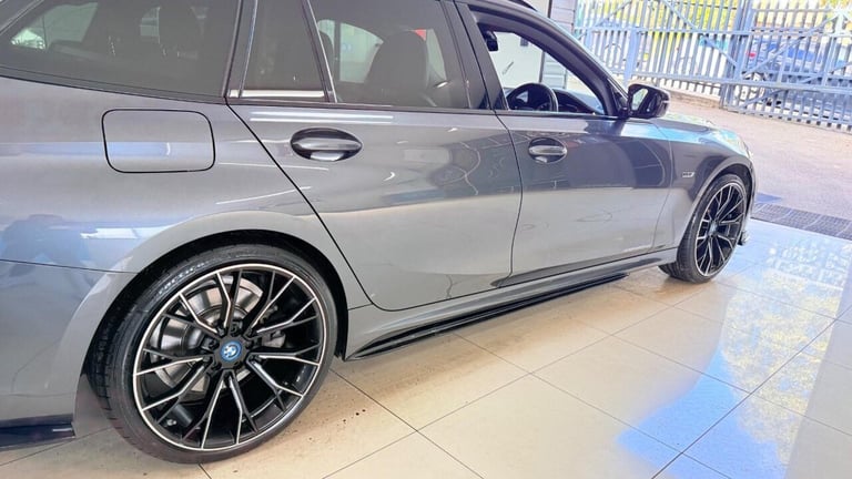 2022 BMW 3 Series 2.0 330e 12kWh M Sport Touring Auto Euro 6 (s/s) 5dr Estate PETROL/ELECTRIC Aut...