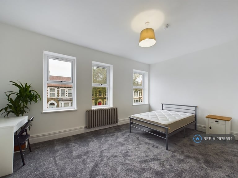 5 bedroom house in Rawden Place, Cardiff, CF11 (5 bed) (#2675694)