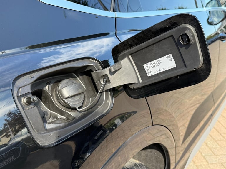 2022 Audi Q3 2.0 TFSI 45 S line Sportback 5dr Petrol S Tronic quattro Euro 6 (s/s) (245  ESTATE P...