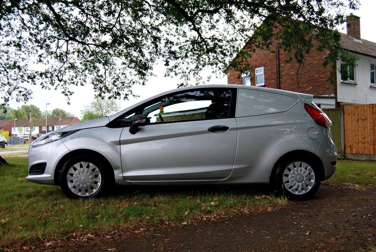 Ford, FIESTA, Car Derived Van, 2013, Manual, 1560 (cc)
