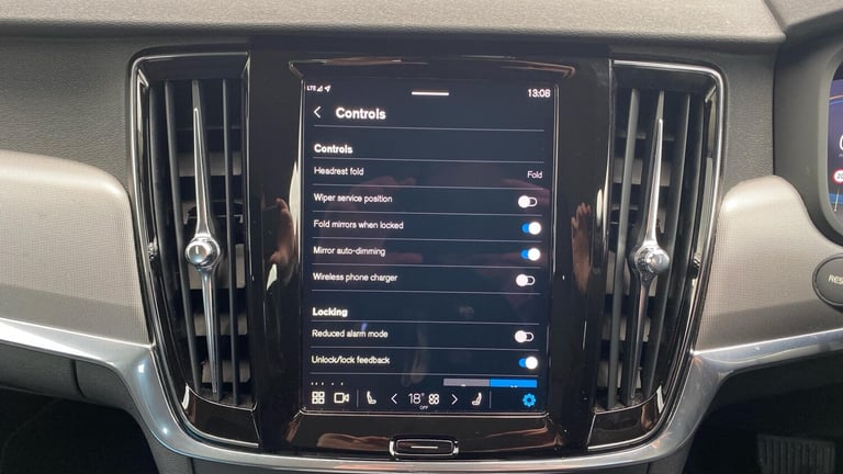 2022 Volvo V90 2.0 B4P Core 5dr Auto ESTATE PETROL Automatic
