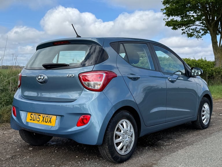 LOW MILEAGE + 2 KEYS
