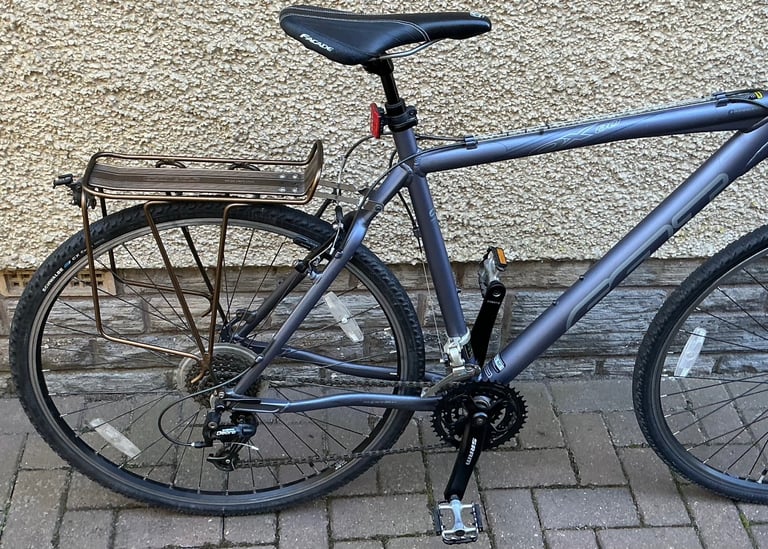 Bike/Bicycle.GENTS FELT “ QX80 “ LARGE LIGHTWEIGHT FRAME HYBRID BICYCLE “ AS NEW “