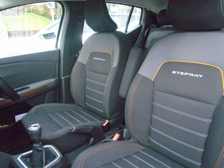 2021 Dacia Sandero Stepway 1.0 TCe Comfort Euro 6 (s/s) 5dr HATCHBACK Petrol Manual