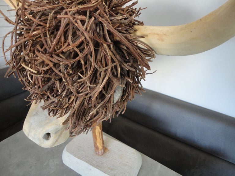voyage maison wooden highland cow sculpture on stand 65 x 64 cms 
