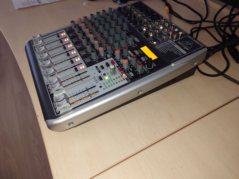 Behringer Xenyx QX1204USB mixing desk 