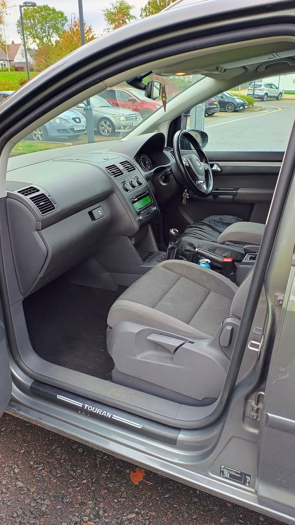 image for Volkswagen, TOURAN, MPV, 2015, Manual, 1598 (cc), 5 doors