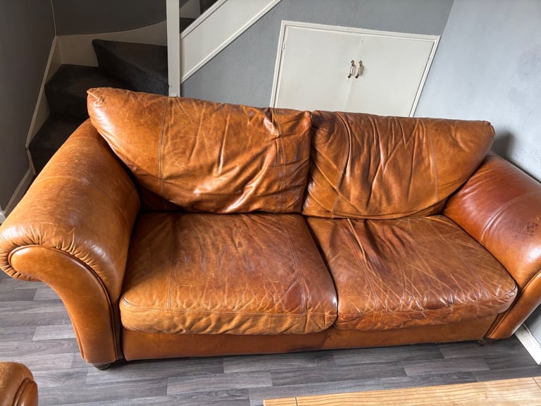 Italsofa Italian Leather 2 Piece Sofa And Arm Chair 