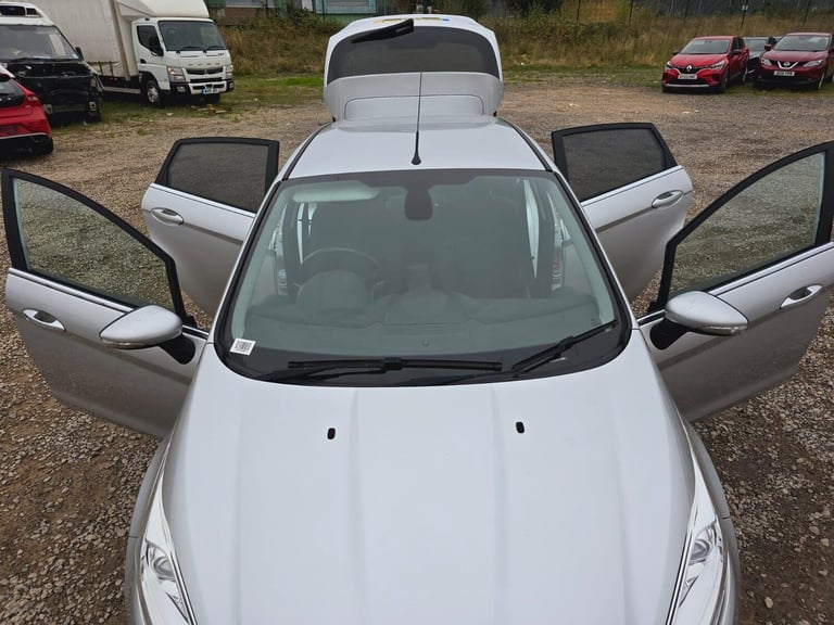 2013 Ford Fiesta 1.0T EcoBoost Titanium Euro 5 (s/s) 5dr Hatchback Petrol Manual