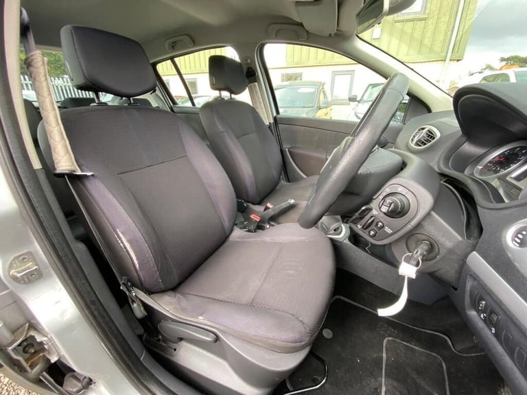 2008 Renault Clio 1.2 TCe 16v Dynamique Hatchback 5dr Petrol Manual (139 g/km, 100 bhp) Hatchback...