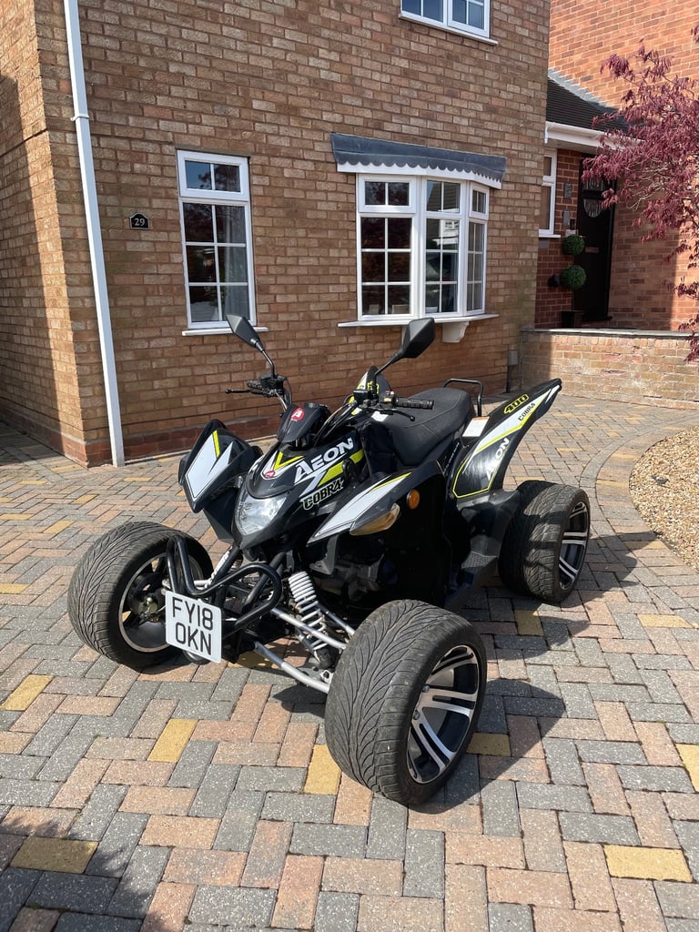 ROAD LEGAL Quad Bike Aeon Cobra 400