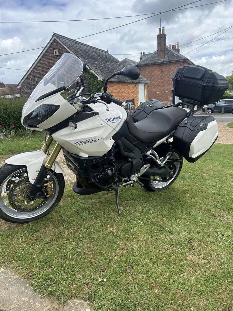 image for Triumph Tiger 1050 Only 14000 Miles