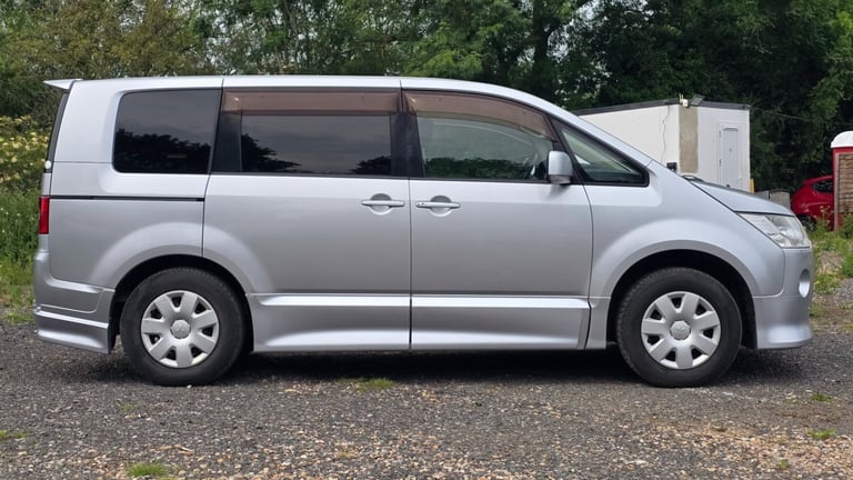 JDM Import Facelift Mitsubishi Delica D5 2.0 Auto CVT 8 Seater MPV Ulez Free