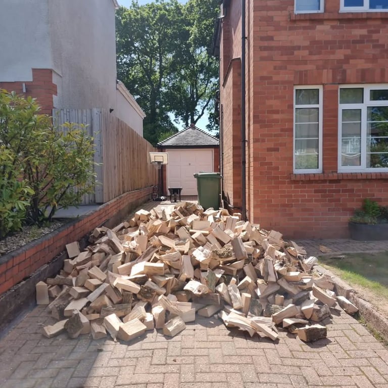 KILN DRIED HARDWOOD LOGS