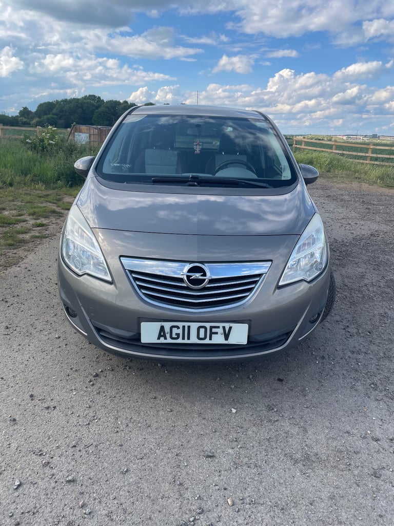 Opel Meriva LHD low miles