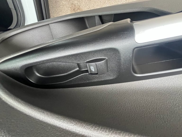 2020 70 FORD TRANSIT CONNECT 1.5 230 ECOBLUE TREND CREW VAN DOUBLE CAB 6DR DIESE