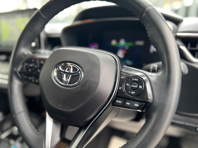 2019 Toyota Corolla 1.8 VVT-h Icon Tech Touring Sports CVT Euro 6 (s/s) 5dr ESTATE Petrol/Electri...