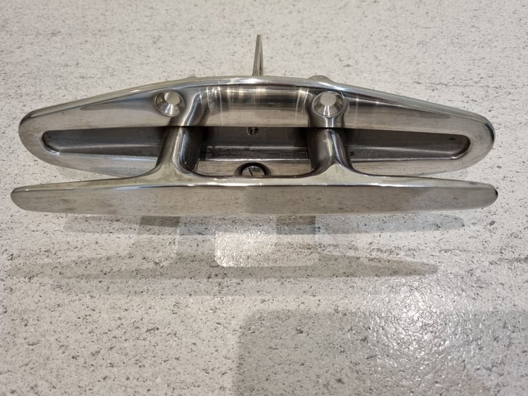 Stainless steel pop up boat cleat