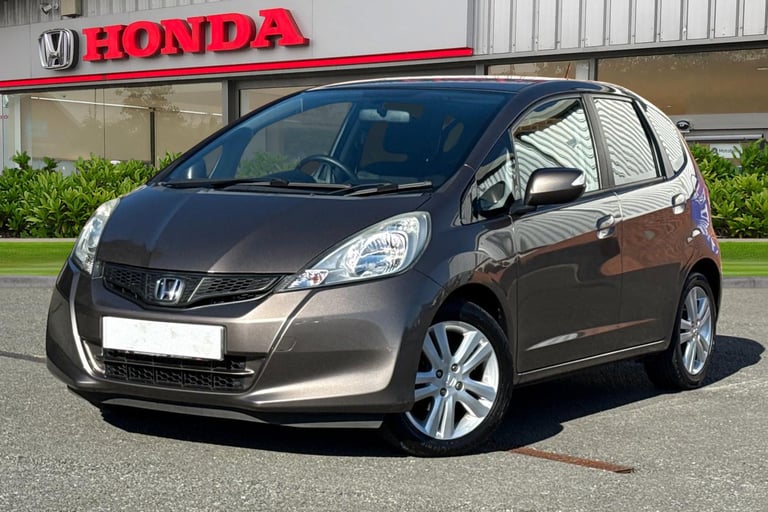 2015 Honda Jazz 1.4 i-VTEC ES Plus 5dr CVT Hatchback PETROL Automatic