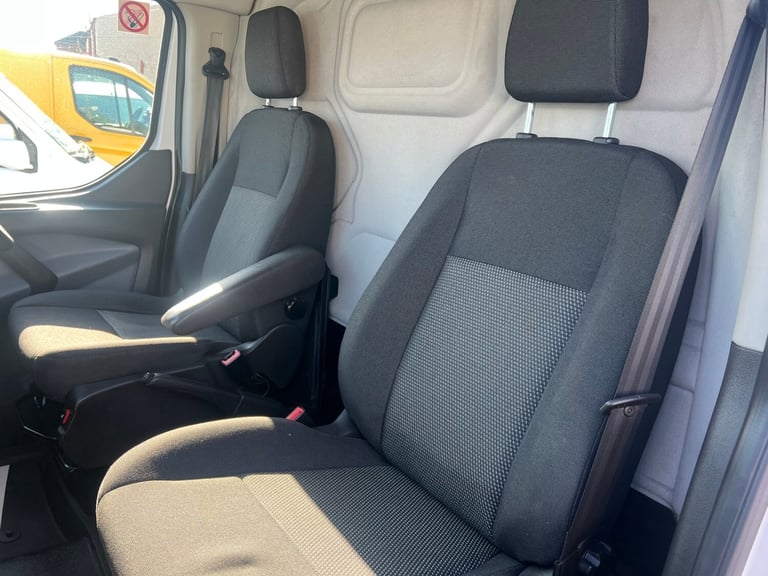 2016 Ford Transit Custom 2.0 TDCi 105ps Low Roof Van PANEL VAN Diesel Manual